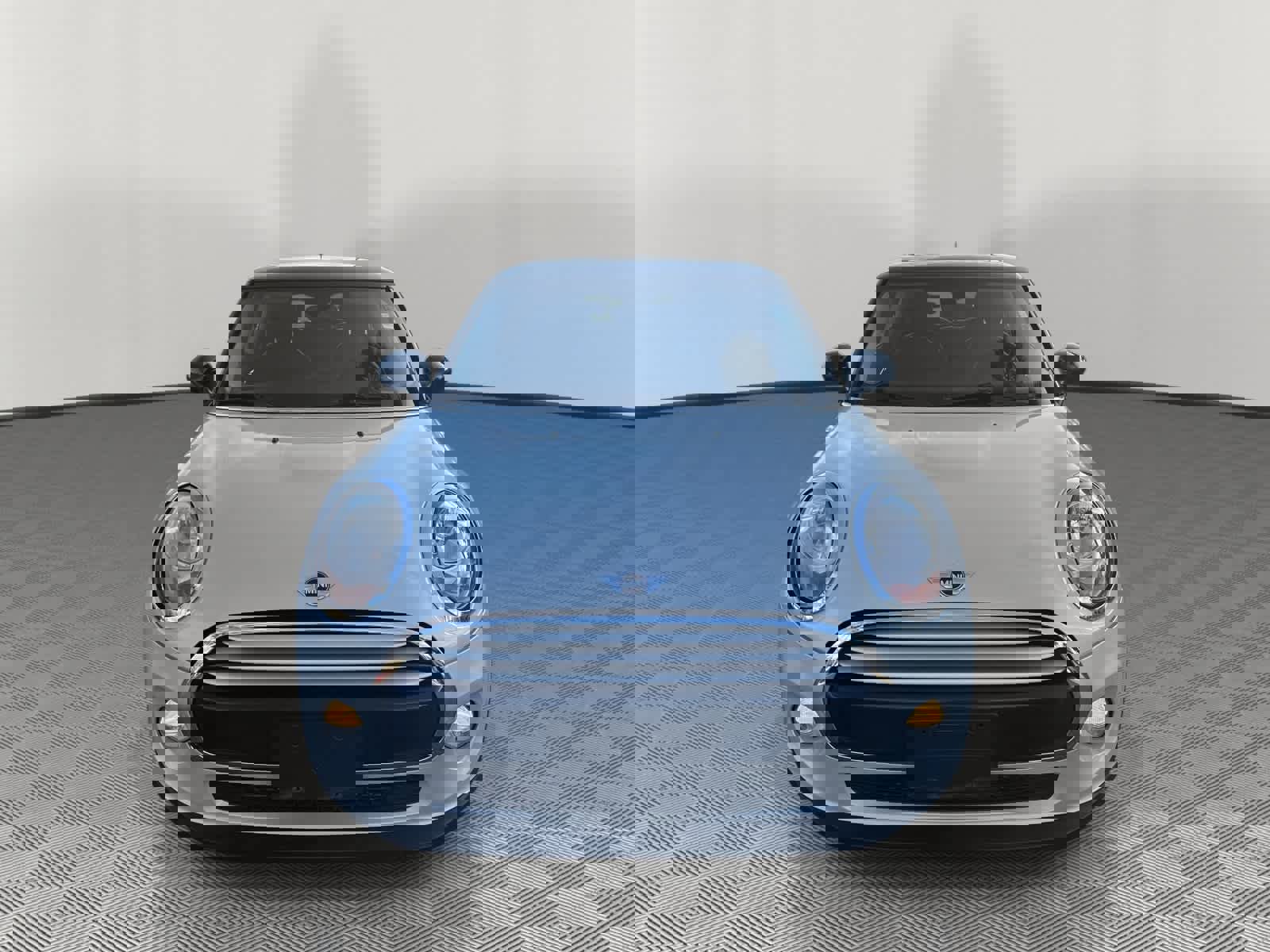 Used 2014 MINI Cooper 2-Door Hardtop image 2