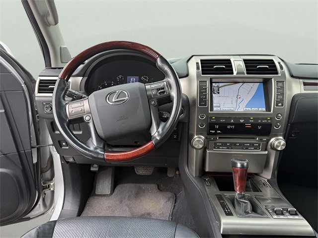 Used 2011 Lexus GX 460 image 18