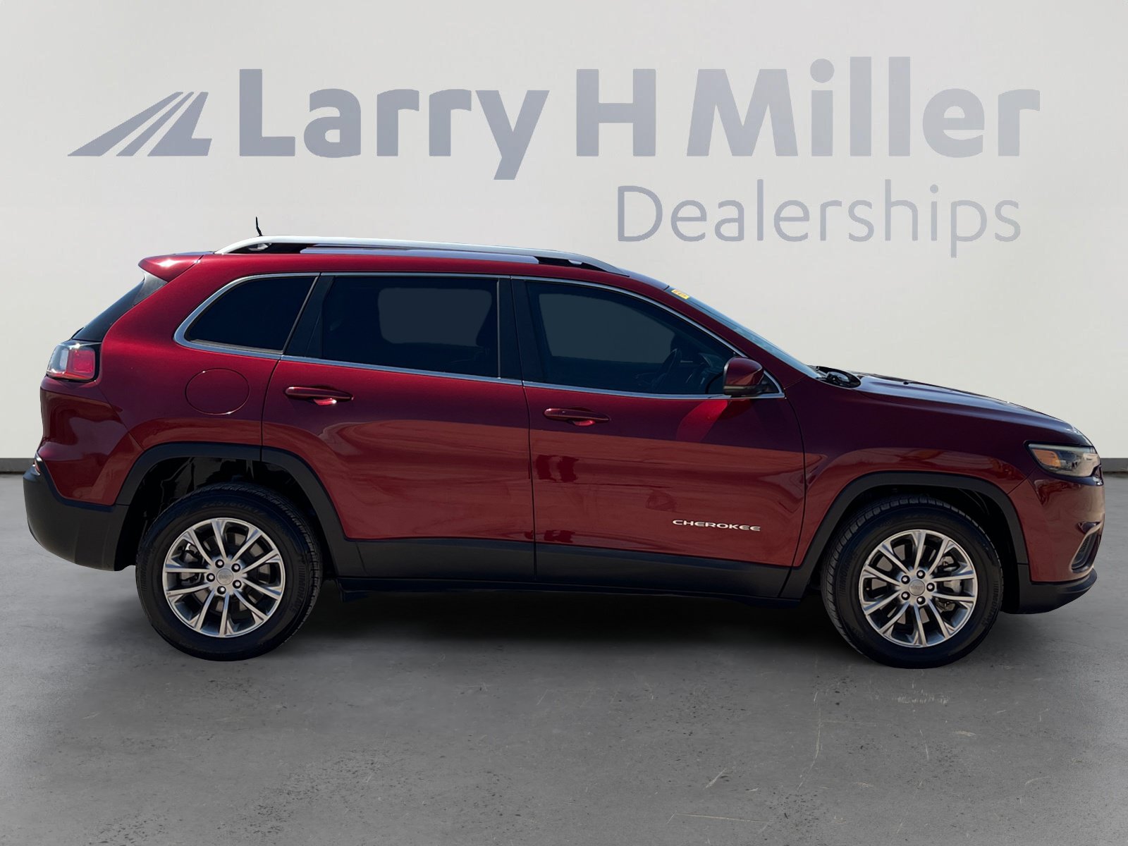 Used 2021 Jeep Cherokee Latitude Lux FWD image 7
