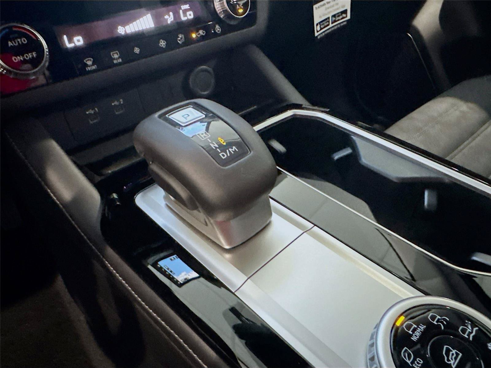 New 2026 Mitsubishi Outlander SE FWD image 16