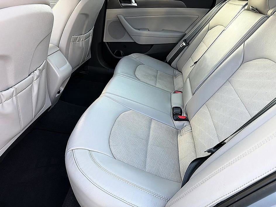 Used 2017 Hyundai Sonata Sport w/ Value Edition Package 02 image 7