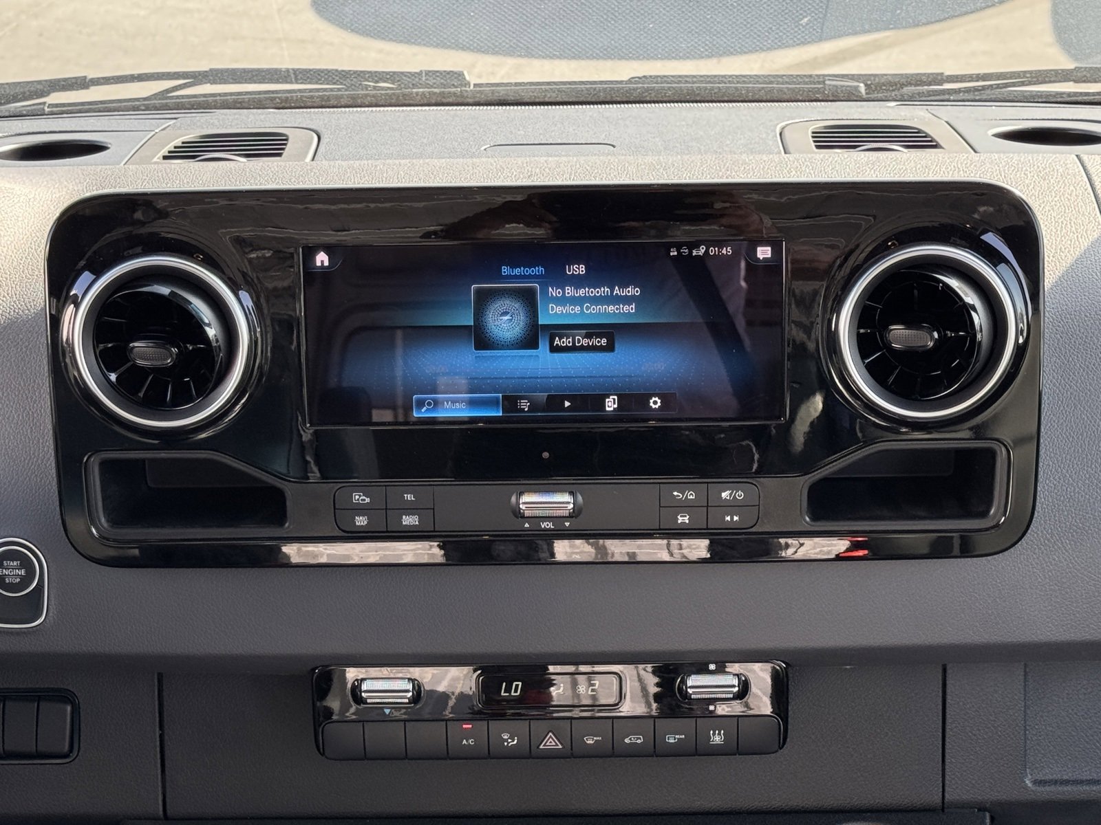 Used 2023 Mercedes-Benz Sprinter 2500 image 19