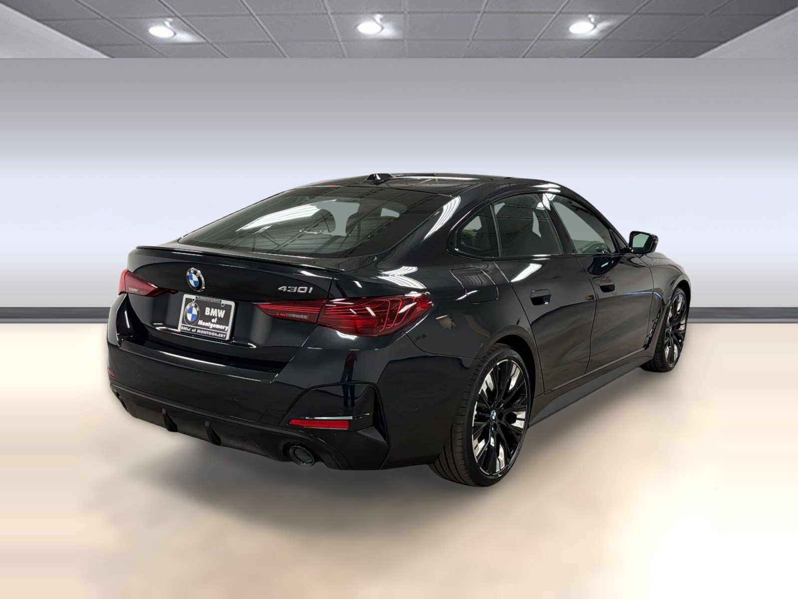 New 2026 BMW 430i w/ M Sport Package RWD image 8