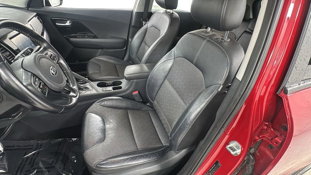 Used 2019 Kia Niro EX image 10
