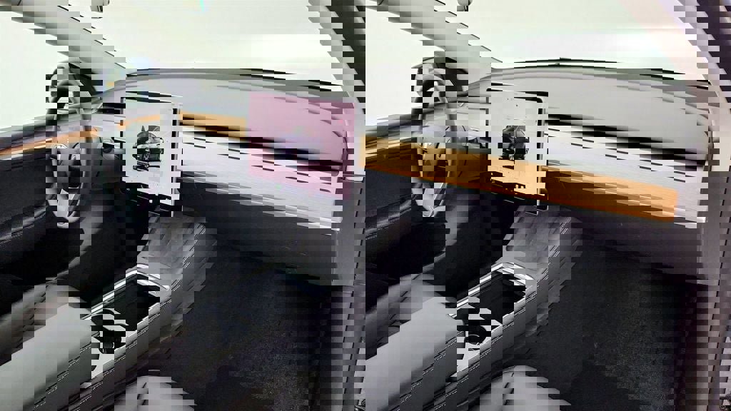 Used 2023 Tesla Model Y Long Range image 27