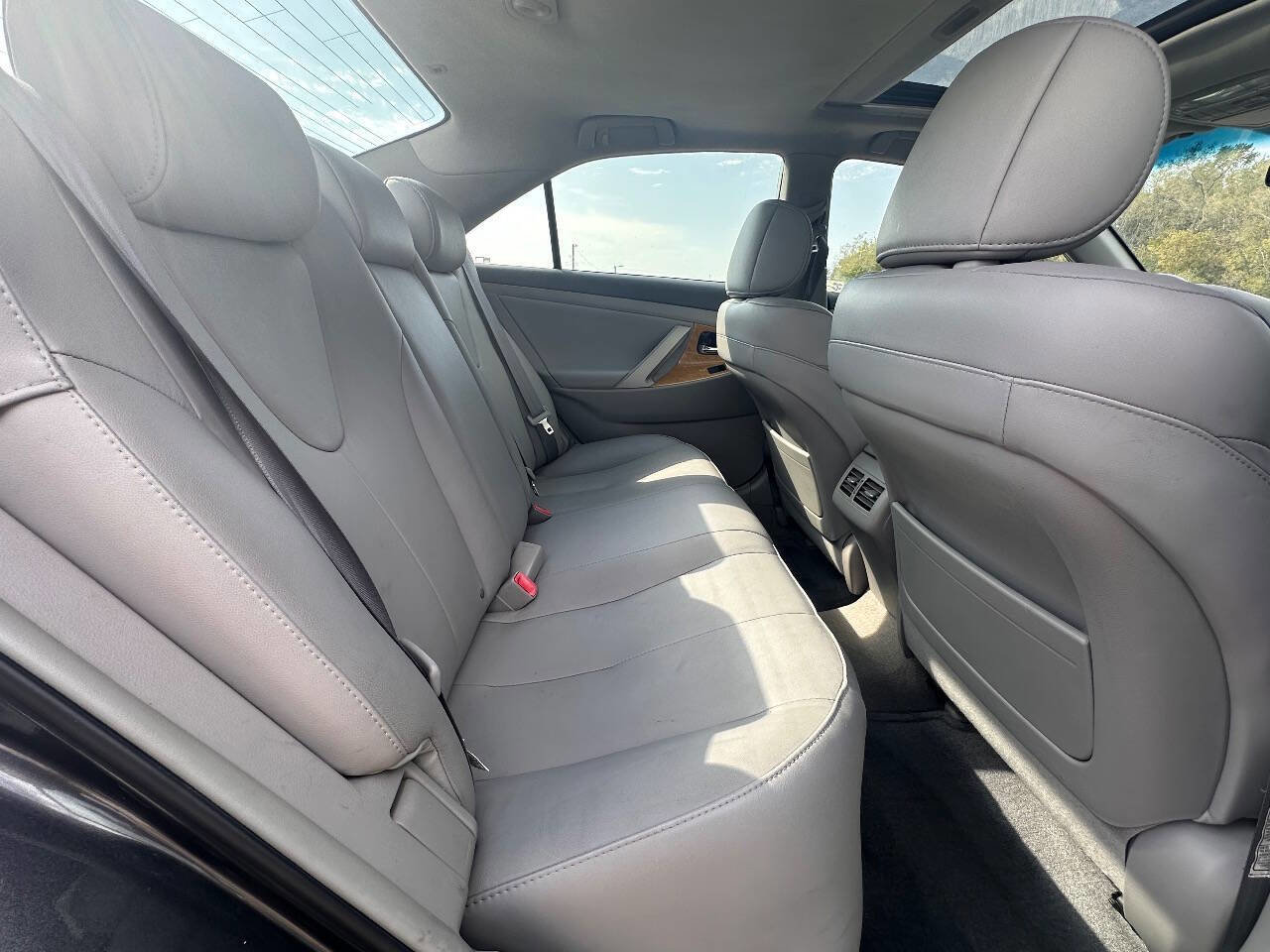 Used 2007 Toyota Camry XLE image 15