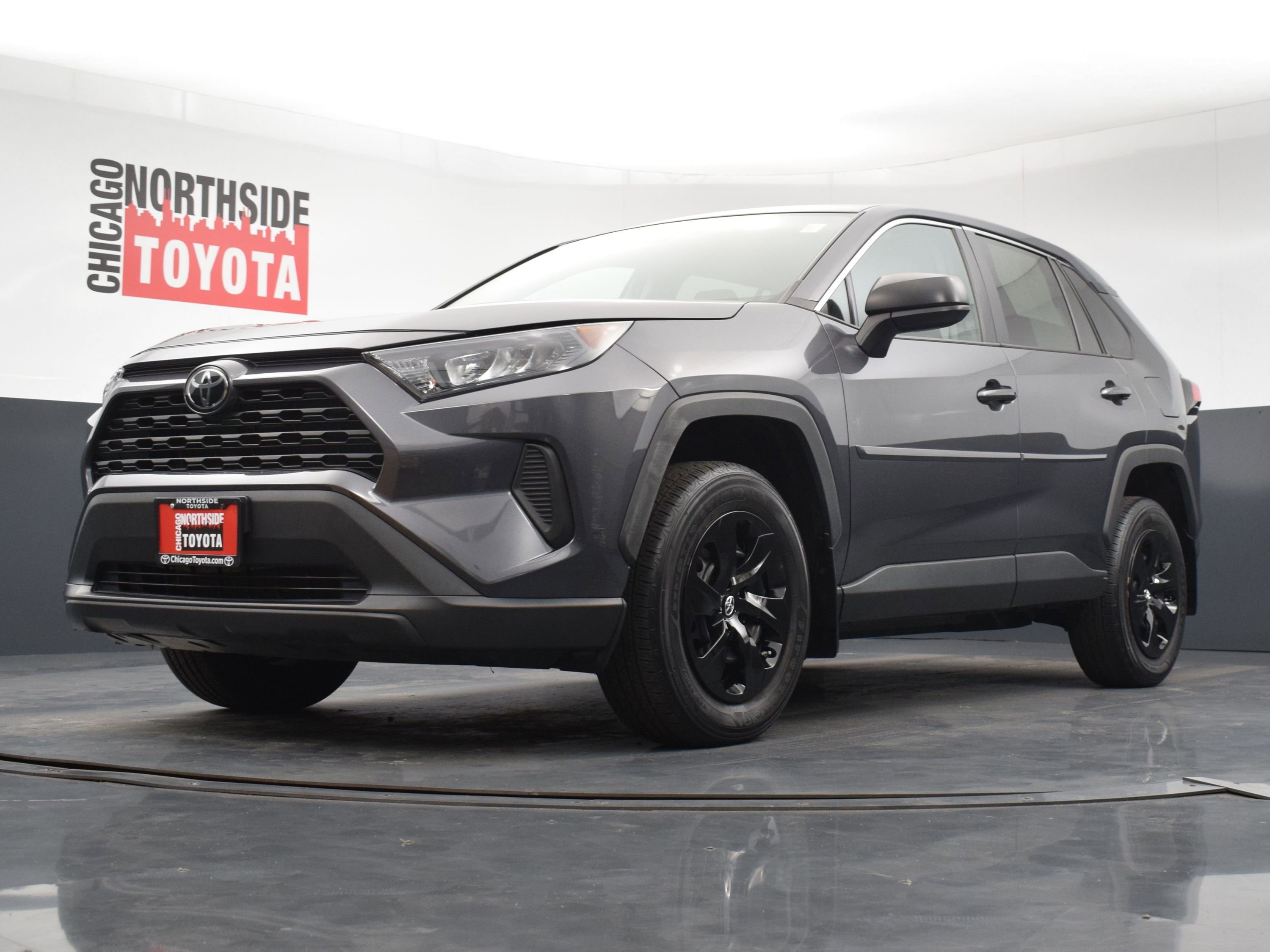 Used 2022 Toyota RAV4 LE image 30