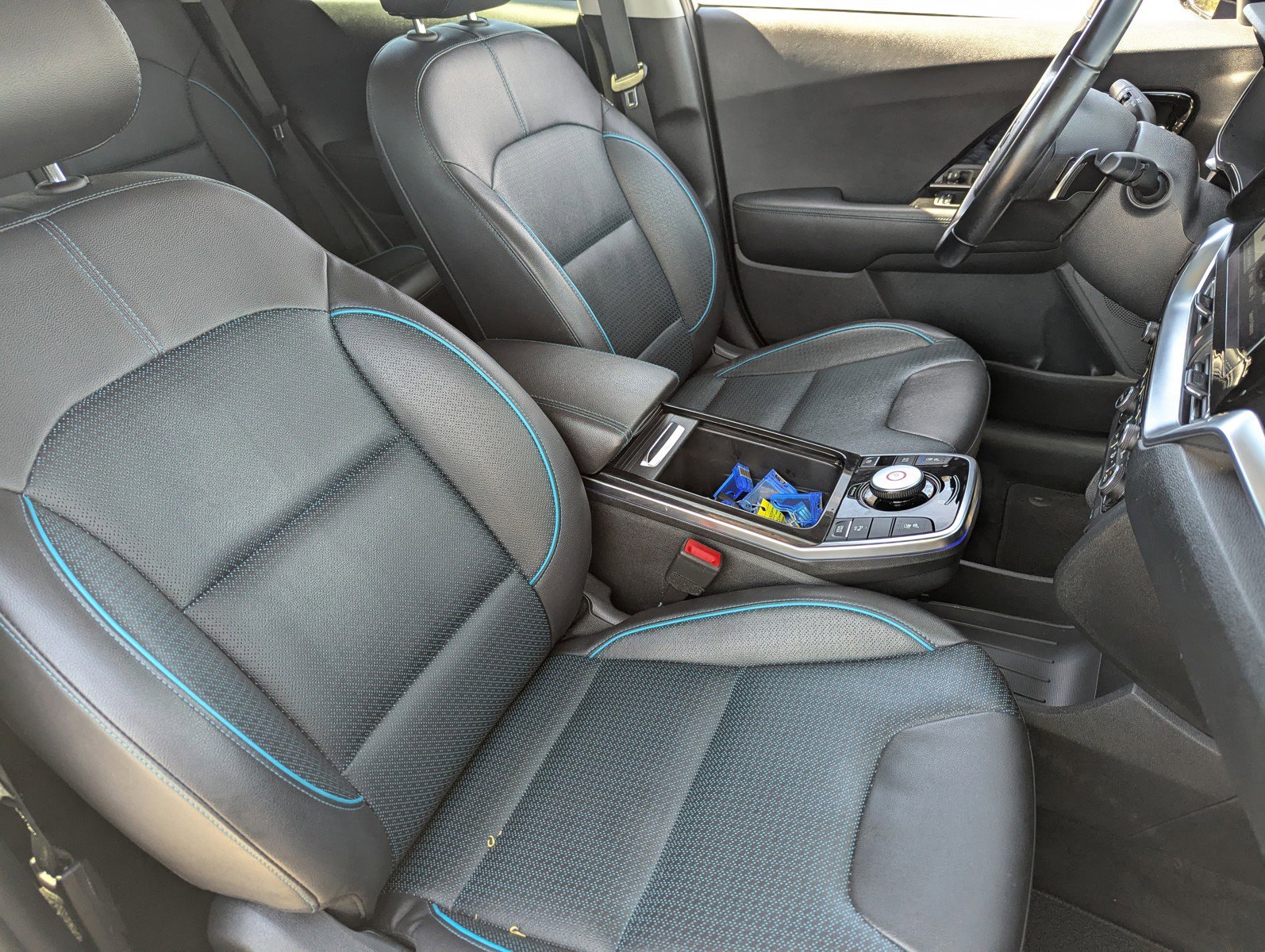 Used 2020 Kia Niro EX Premium image 11