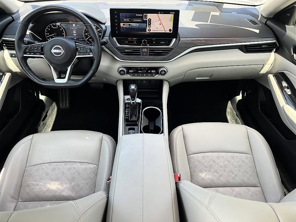 Certified 2023 Nissan Altima 2.5 SL FWD image 18