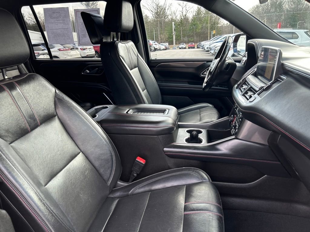 Used 2021 Chevrolet Suburban RST w/ Luxury Package AWD/4WD image 14