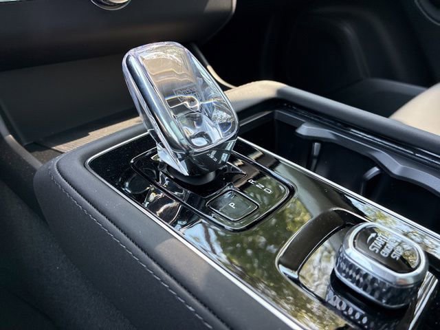 New 2026 Volvo XC90 B5 Core AWD/4WD image 33