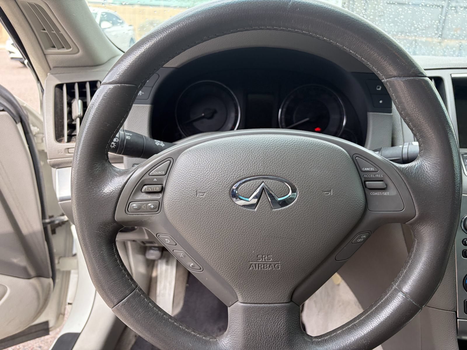 Used 2011 INFINITI G37 Journey w/ Premium Pkg RWD image 11