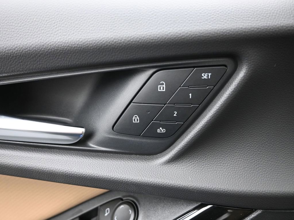 New 2026 Chevrolet Equinox ACTIV w/ Convenience Package III image 13