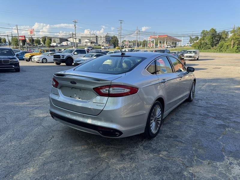 Used 2016 Ford Fusion Titanium FWD image 5