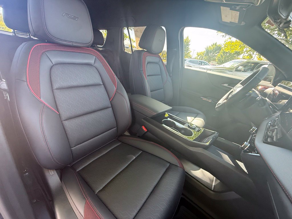 New 2027 Chevrolet Equinox RS w/ Safety and Technology Package AWD/4WD image 26