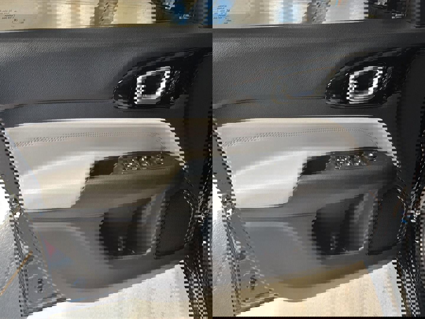 Used 2022 Jeep Compass Limited w/ Elite Group image 12