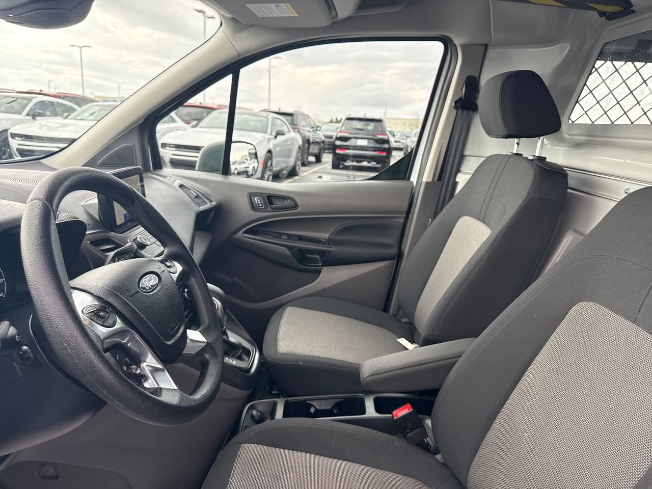 Used 2023 Ford Transit Connect XL image 16