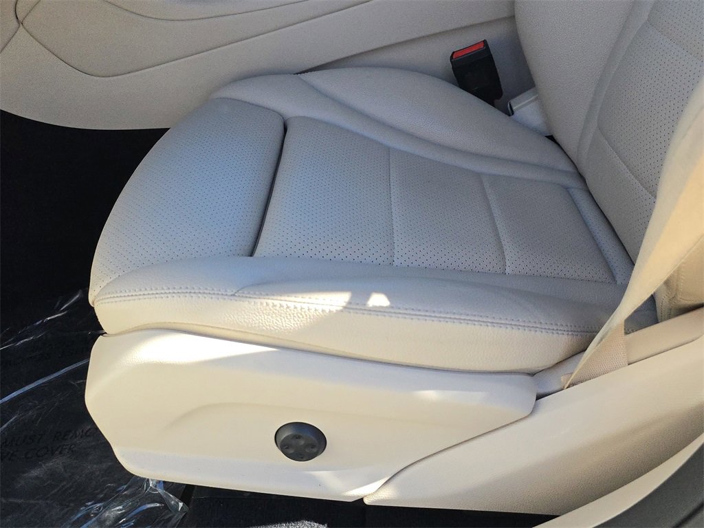 Used 2022 Mercedes-Benz GLC 300 4MATIC image 21