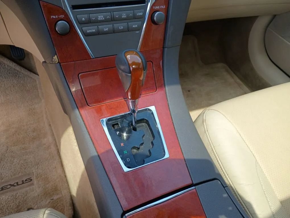 Used 2011 Lexus ES 350 FWD image 13