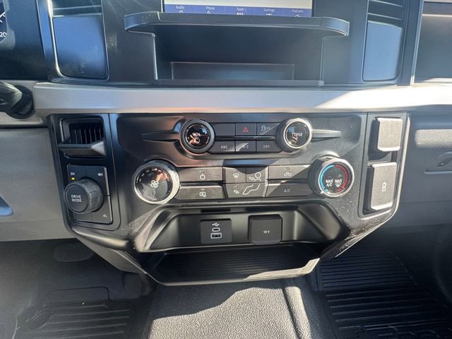 New 2025 Ford F550 4x4 Regular Cab Super Duty image 23