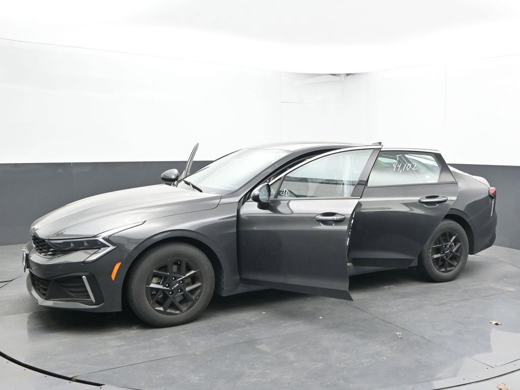 Used 2025 Kia K5 LXS FWD image 53