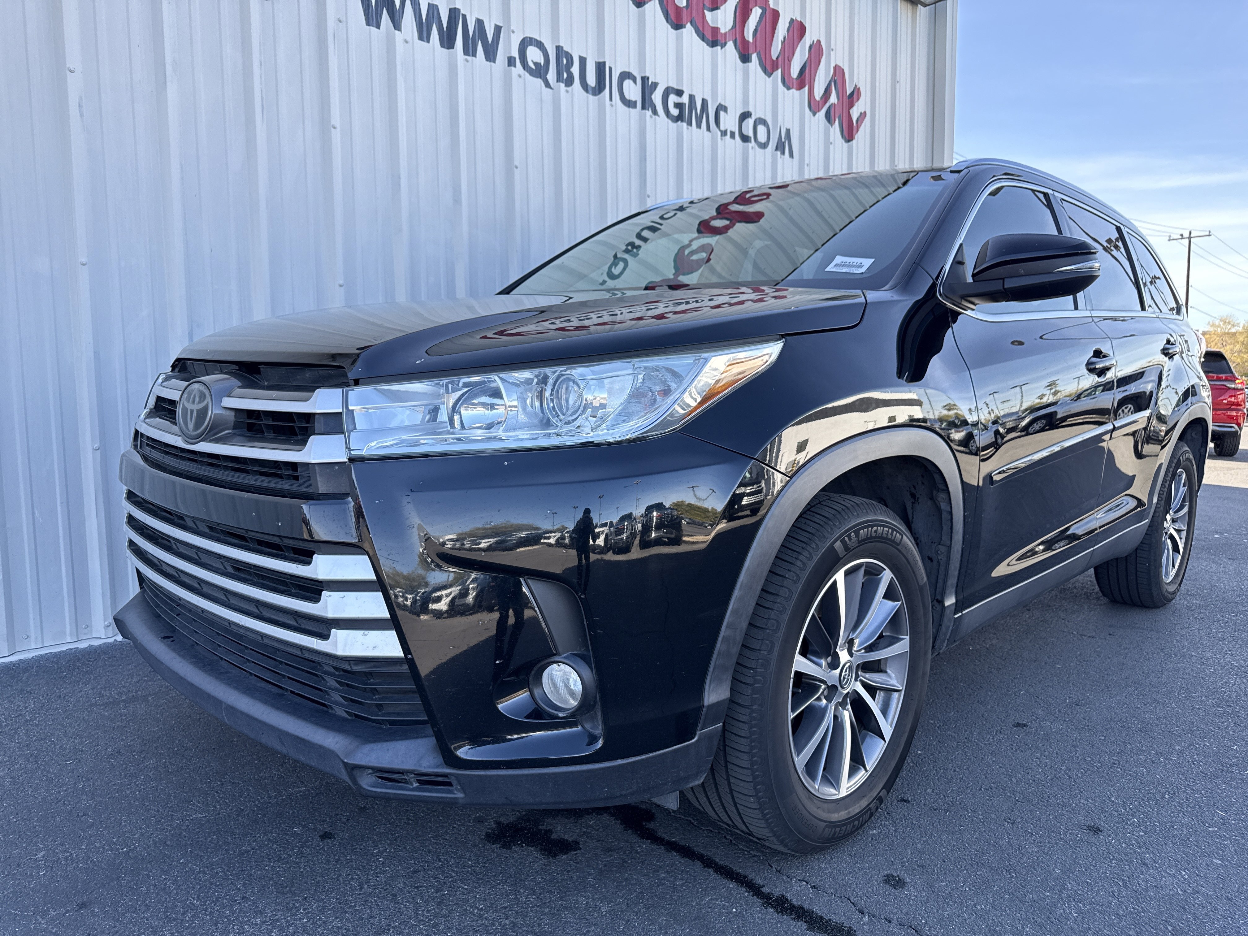 Used 2019 Toyota Highlander XLE image 7