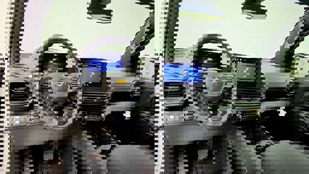 Used 2024 Chevrolet Silverado EV W/T AWD/4WD image 12