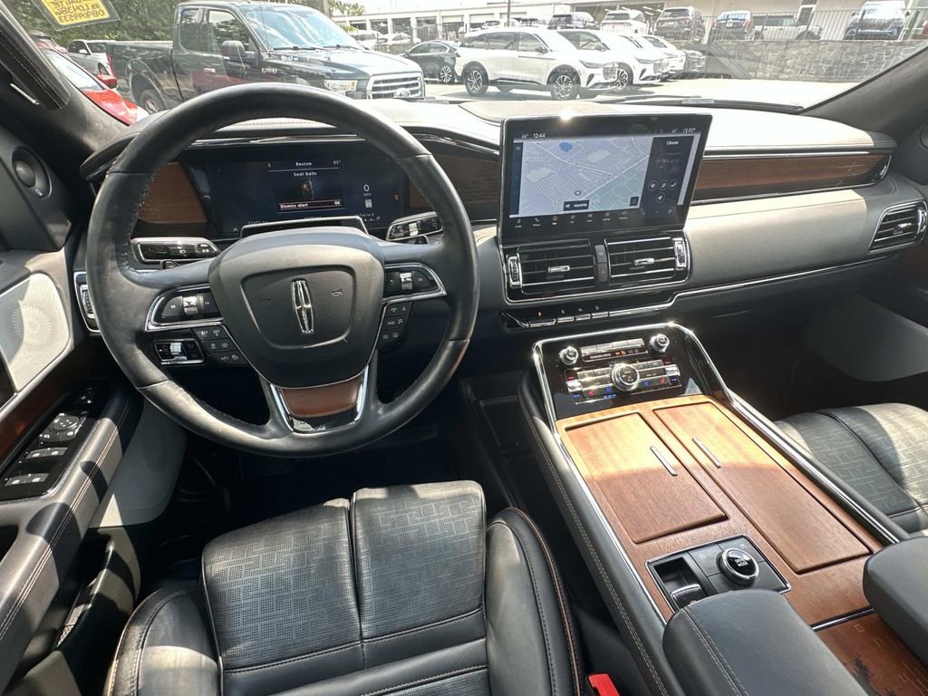 Certified 2024 Lincoln Navigator L Black Label image 31