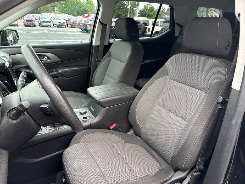 Used 2020 Chevrolet Traverse LS AWD/4WD image 6