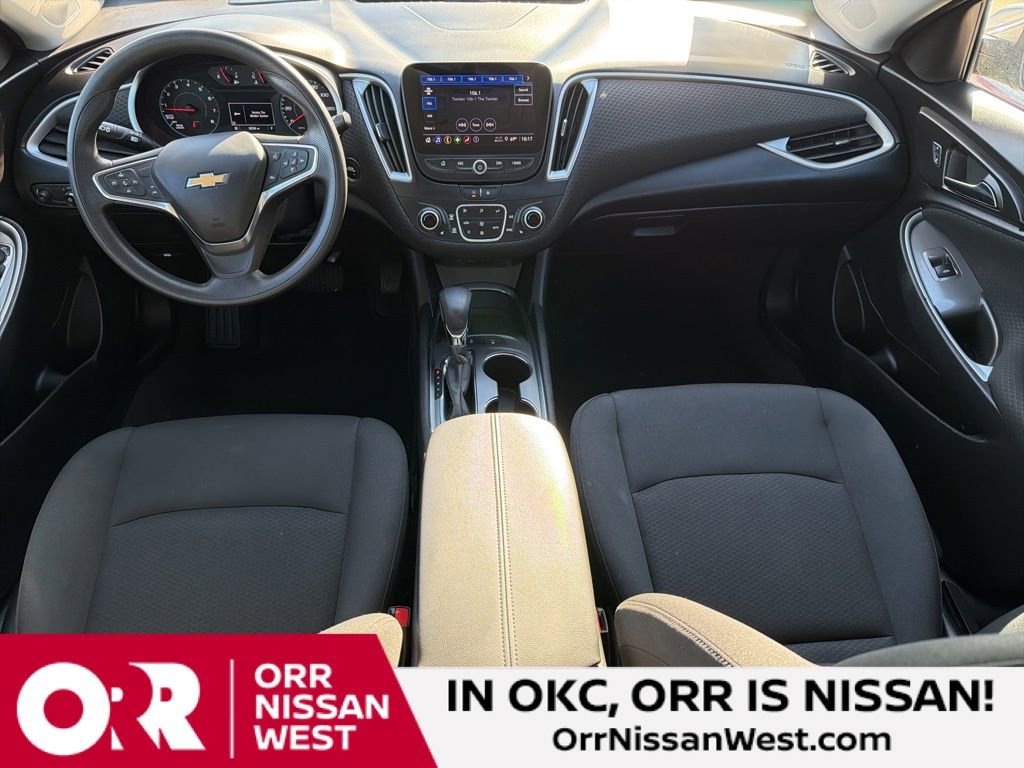 Used 2025 Chevrolet Malibu LT FWD image 19