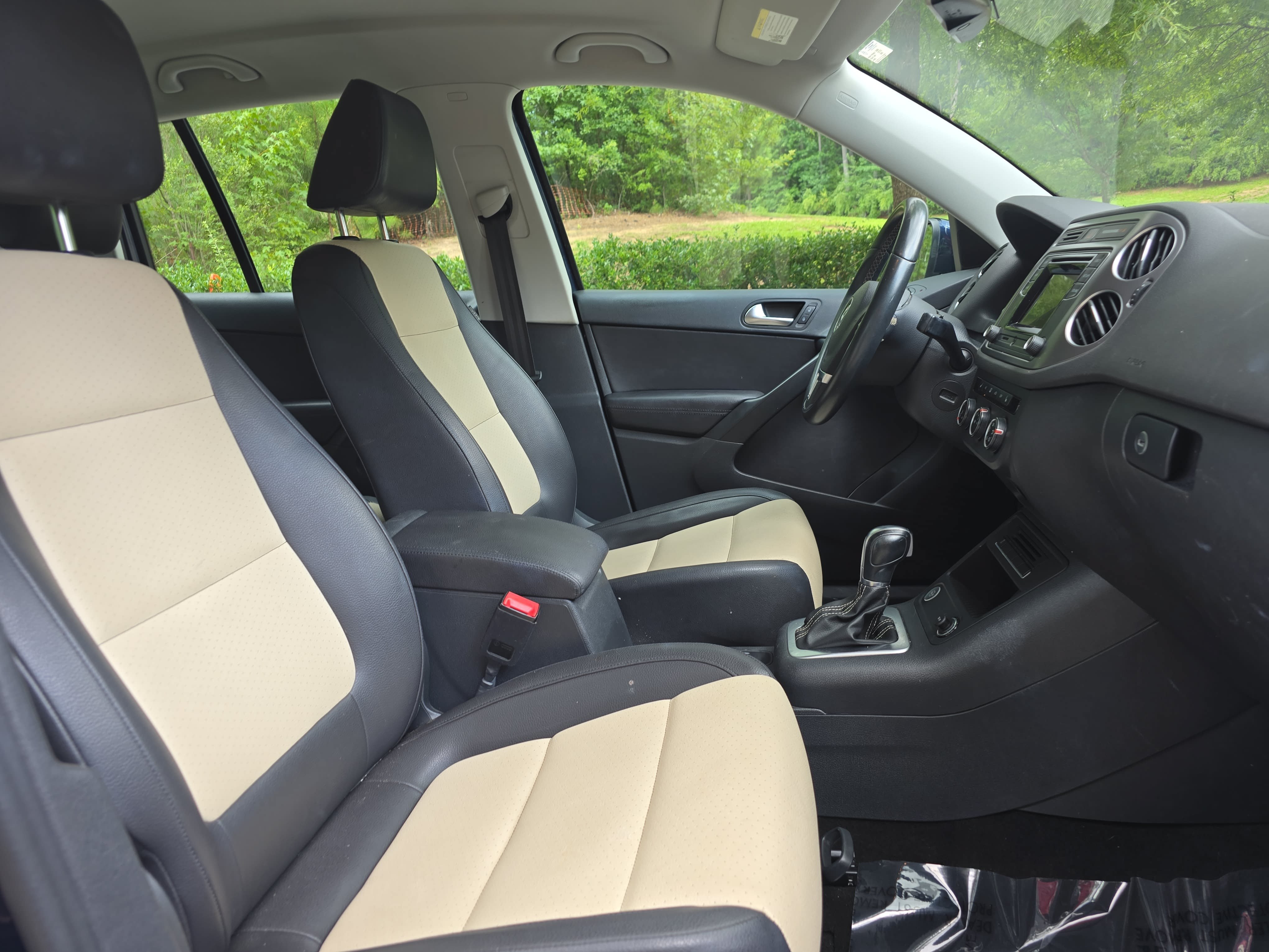 Used 2016 Volkswagen Tiguan S AWD/4WD image 10