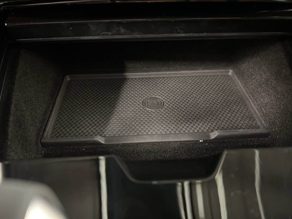 Used 2024 Land Rover Range Rover Sport SE image 13