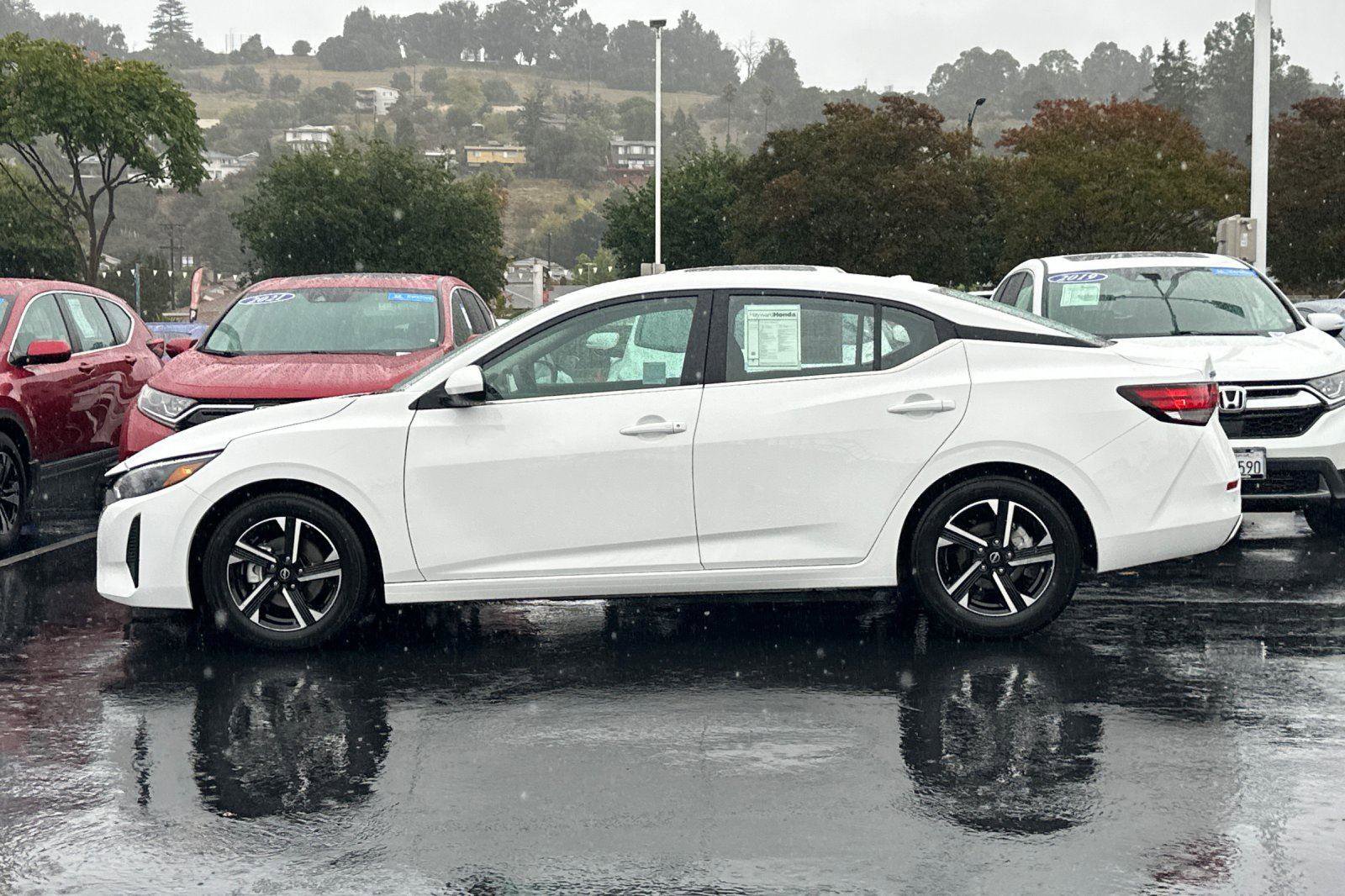 Used 2024 Nissan Sentra SV image 6