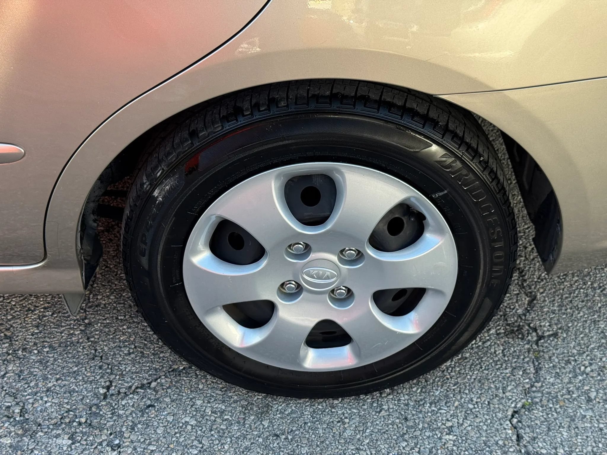 Used 2008 Kia Spectra EX FWD image 40
