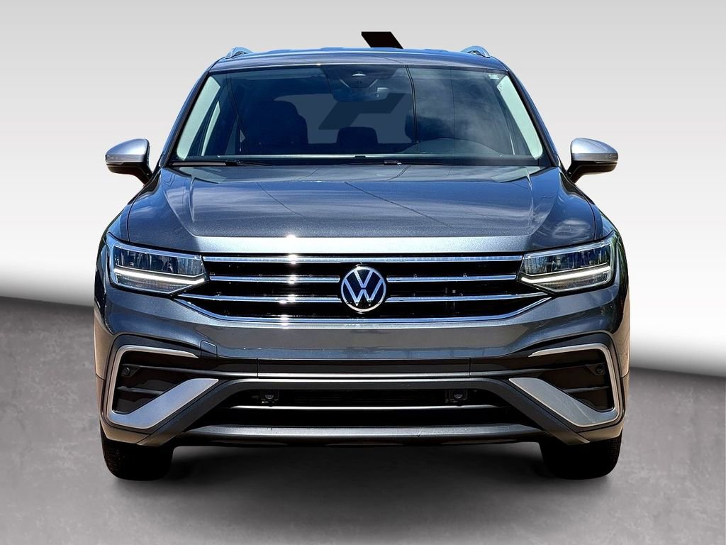 Certified 2024 Volkswagen Tiguan Wolfsburg Edition FWD image 3