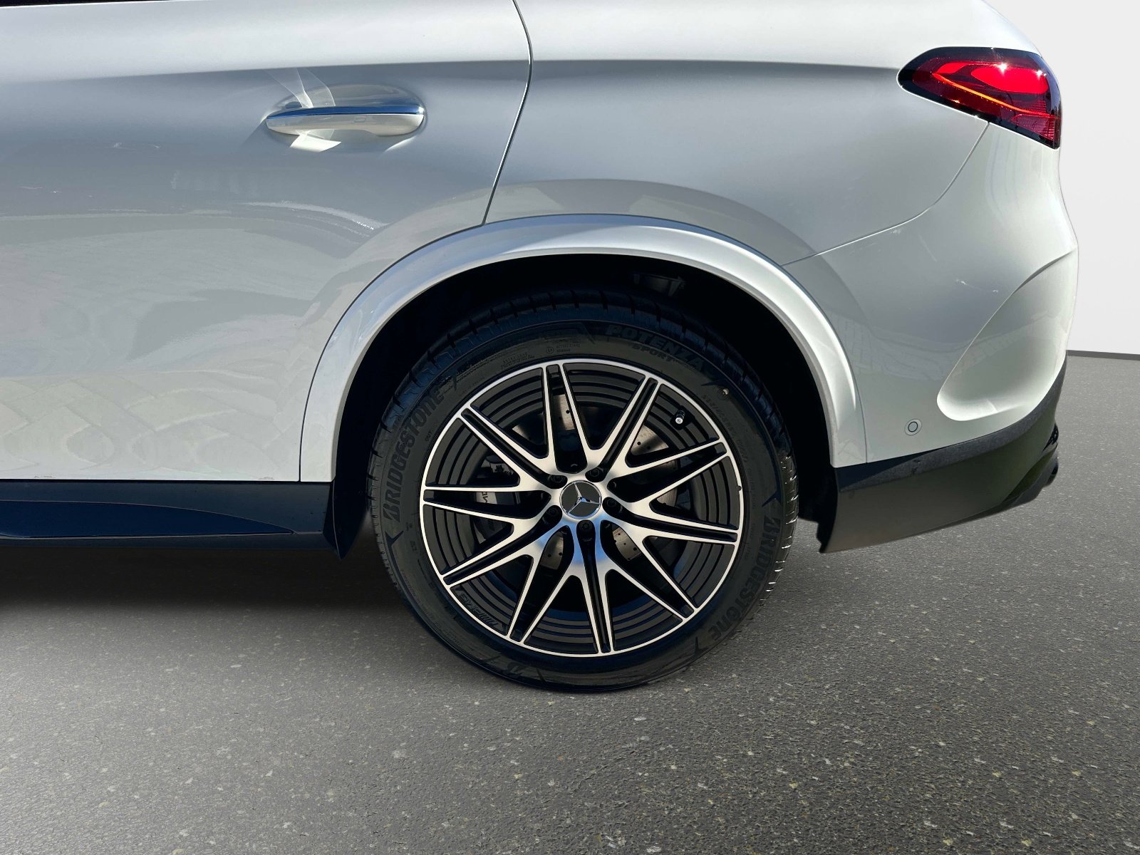 New 2026 Mercedes-Benz GLC 43 AMG AMG  43 4MATIC SUV image 10