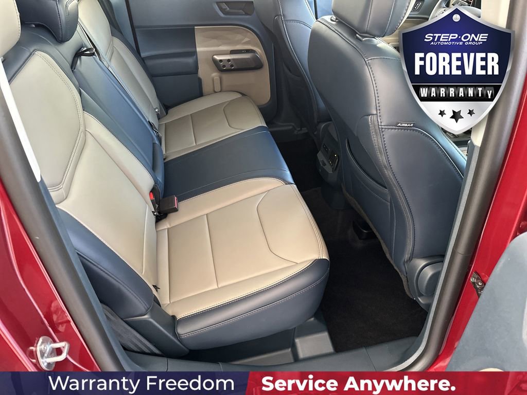 Used 2025 Ford Maverick Lariat w/ 4K Tow Package AWD/4WD image 33