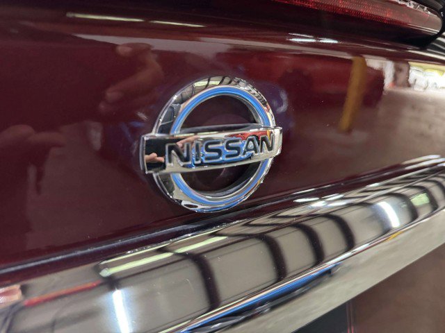 Used 2016 Nissan Maxima SR image 17