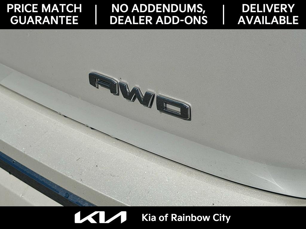 Used 2024 GMC Terrain Denali w/ Denali Premium Package image 8