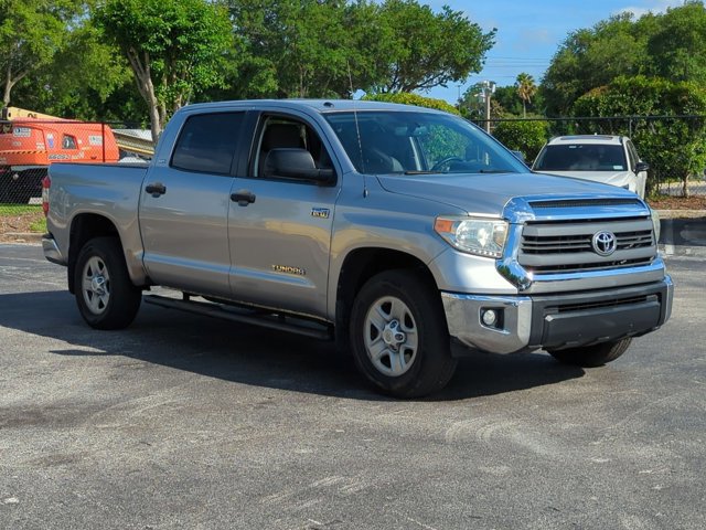 Used 2014 Toyota Tundra SR5 w/ SR5 Upgrade Package RWD image 3