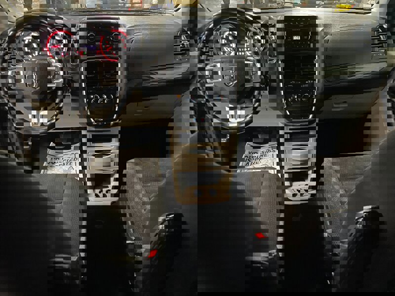 Used 2014 Dodge Grand Caravan SE w/ SE Plus Group image 8