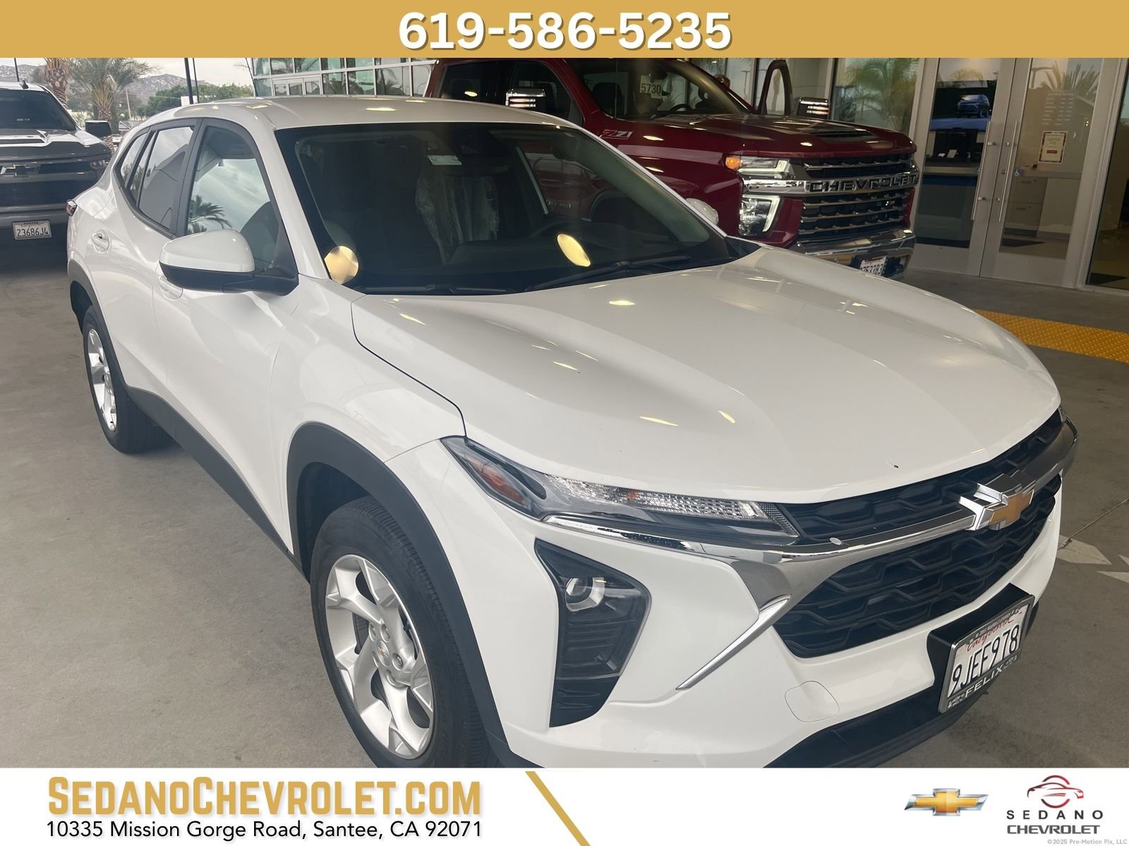 Used 2024 Chevrolet Trax LS w/ LS Convenience Package