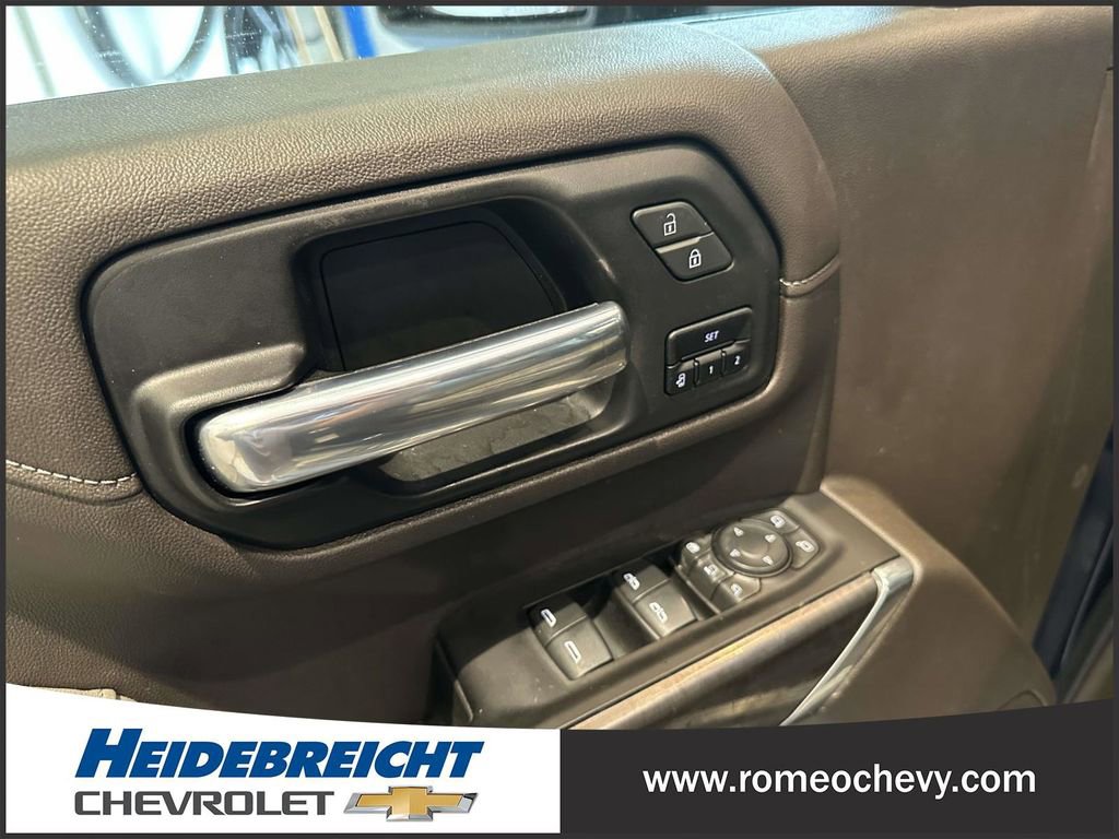 Used 2020 Chevrolet Silverado 2500 LTZ w/ LTZ Premium Package image 21