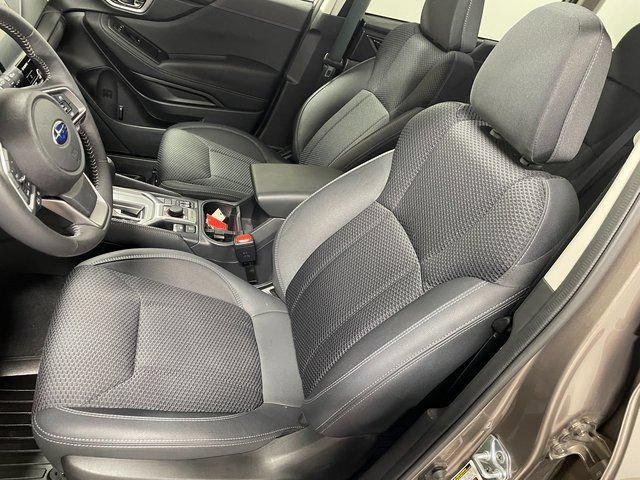 Used 2024 Subaru Forester Premium AWD/4WD image 12