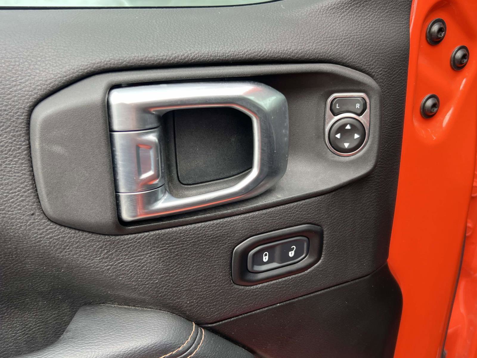 Used 2023 Jeep Wrangler Unlimited Rubicon 392 w/ Trailer Tow Package AWD/4WD image 27