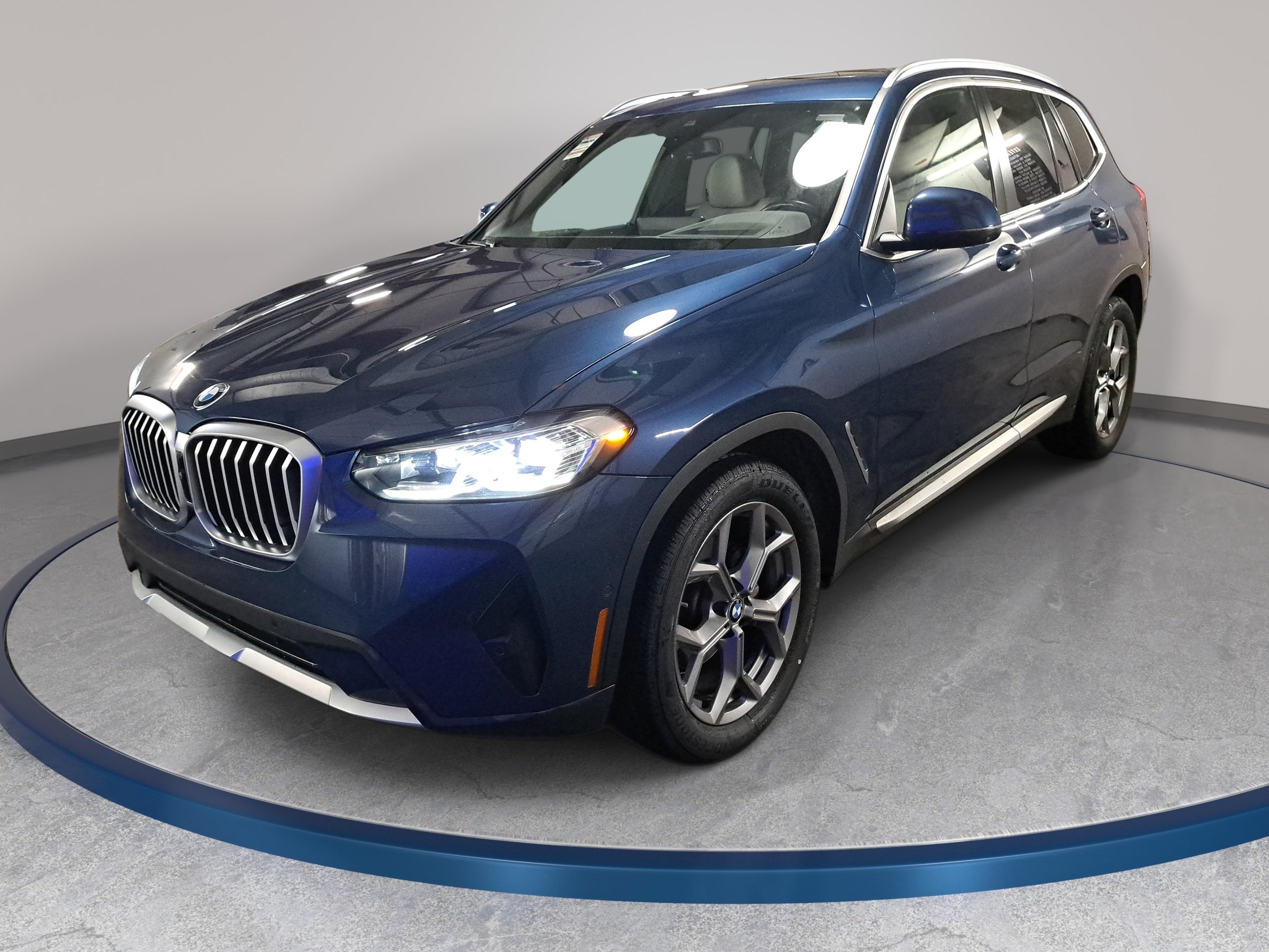 Used 2024 BMW X3 xDrive30i w/ Premium Package AWD/4WD video 1