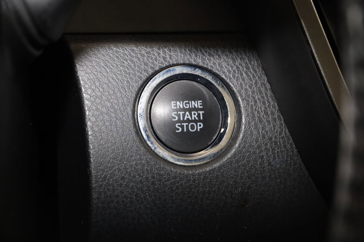 Used 2021 Toyota Camry XSE FWD image 31
