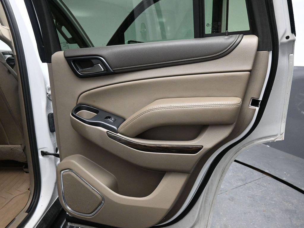 Used 2017 GMC Yukon SLT image 22