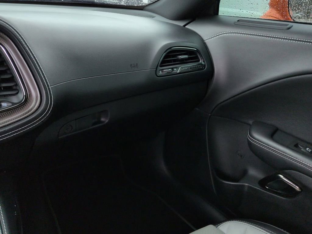 Used 2022 Dodge Challenger SRT Hellcat RWD image 21