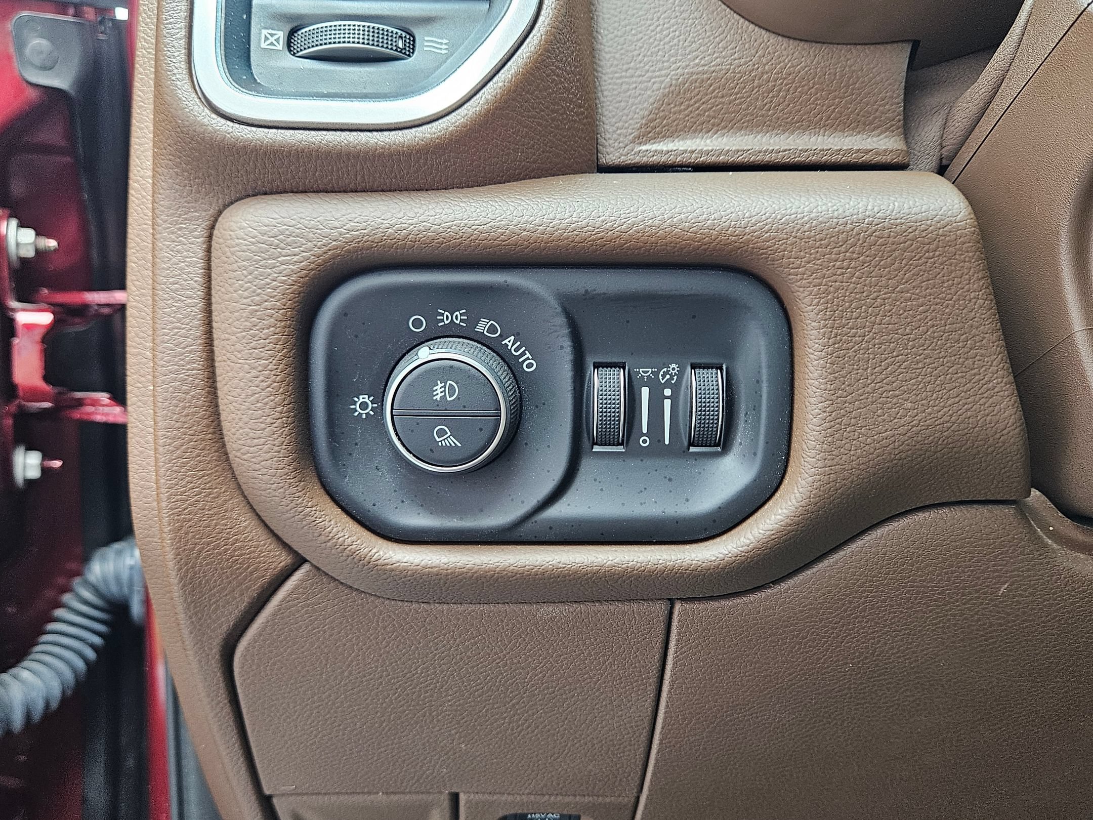 Used 2023 RAM 3500 Laramie AWD/4WD image 20